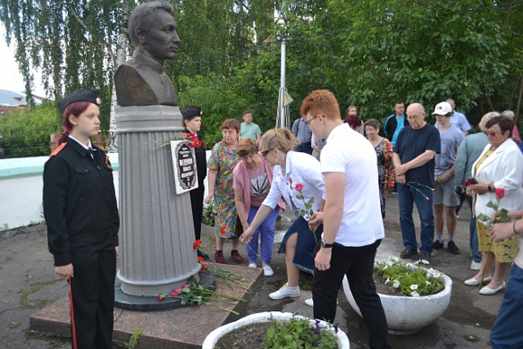 В Кинешме после реставрации открыли бюст Герою Советского Союза Павлу Федулову